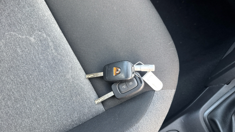 Dacia Duster 1.0 TCe 90 Essential 5dr Petrol Estate